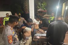 Nyaris Tabrak Polisi, Dua Minibus Diburu hingga Polsek IV Nagari - JPNN.com Sumbar