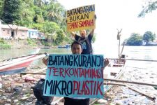 Sungai Batang Arau Tercemar, Tanggung Jawab Pemko Padang Dipertanyakan - JPNN.com Sumbar