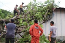 Warga Kota Padang Diminta Tetap Berhati-hati Beraktivitas di Luar Rumah - JPNN.com Sumbar