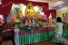 Menyentuh, Begini Cara Umat Budha Jaga Kerukunan dengan Islam di Padang - JPNN.com Sumbar