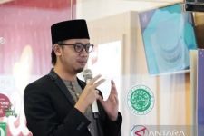 Bangun Awning di Bahu Jalan, Erman Safar:  Kami Tak Ada Niat Menzalimi Pedagang - JPNN.com Sumbar