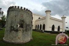 Revitalisasi Istana Kerajaan Indera Pura Dinilai Mampu Menarik WIsatawan - JPNN.com Sumbar