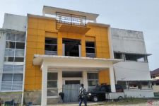  Kasus Korupsi Pembangunan Gedung Bangsal RSUD Pariaman Bisa Menyeret Tersangka Baru - JPNN.com Sumbar