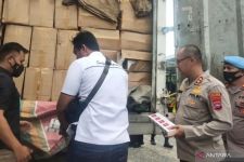 Ratusan Kardus Rokok Luffman Senilai Rp 3 Miliar Diamankan Polisi di Jalan Lintas Sumatera - JPNN.com Sumbar