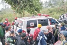 Lima Mahasiswa PNP Belum Ditemukan, Ada yang Membawa Ibu Kandung Mendaki Gunung Marapi - JPNN.com Sumbar