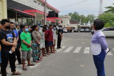 81 Calon PMI Ilegal Korban Selamat Kapal Karam di Selat Malaka Dipulangkan ke Kampung Halamannya - JPNN.com Sumut