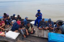 Polairud Polres Asahan Tingkatkan Pengawasan Cegah Penyelundupan Barang dan PMI Ilegal - JPNN.com Sumut