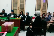 Perkara Suntik Vaksin Kosong Siswa SD di Medan, Hakim Vonis Dokter Gita 3 Bulan Penjara - JPNN.com Sumut