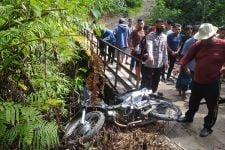 Riski Sembiring Hilang Seusai Minum Tuak, Sepeda Motor Ditemukan Tergeletak, Ternyata Sudah di Jurang - JPNN.com Sumut