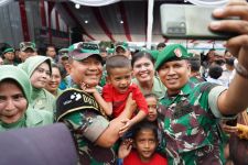 Kukuhkan Bapak dan Bunda Asuh Anak Stunting, Jenderal TNI Dudung: Komponen Bangsa Harus Bersinergi - JPNN.com Sumut