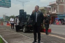Anggota DPRD Sumut Gelar Demonstrasi Tunggal di Polda Sumut, Ada Pesan Penting untuk Irjen Panca - JPNN.com Sumut