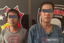 Dua Pencuri Pakaian dari Mobil Boks di Asahan Ditangkap Polisi, Lihat Nih Tampangnya - JPNN.com Sumut