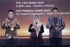 Wali Kota Pematangsiantar Raih Penghargaan Top BUMD Awards 2023 - JPNN.com Sumut