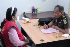 Tersangka Tindak Pidana Perpajakan yang Rugikan Negara Rp 6,63 Miliar Diserahkan ke Kejati Sumut - JPNN.com Sumut