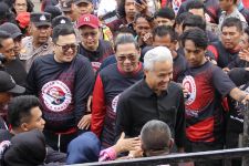 Ganjar Pranowo Disambut Ribuan Sukarelawan BNBG di Lapangan Segitiga Deli Serdang - JPNN.com Sumut
