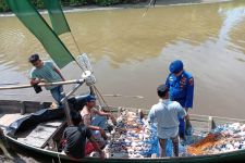 Polres Sergai Sampaikan Pesan Keselamatan dan Pemilu Damai kepada Nelayan - JPNN.com Sumut