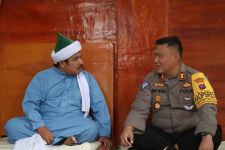 AKBP Choky Meliala Kunjungi Persulukan Serambi Babussalam, Tuan Guru Batak Merasa Terhormat - JPNN.com Sumut