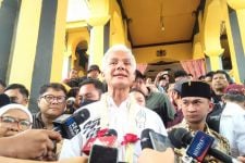 Ganjar Pranowo Bertemu Sultan Deli: Saya Capres Pertama yang Diterima - JPNN.com Sumut