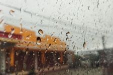BMKG Imbau Masyarakat Waspadai Hujan Lebat dan Angin Kencang di Sumut - JPNN.com Sumut