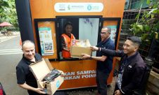 Peluncuran Pengelolaan Sampah Anorganik Rumah Tangga Waste Dropbox