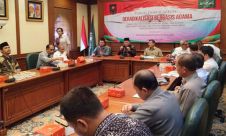 FORUM DISKUSI: Deradikalisasi Berbasis Agama