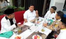 Prabowo dan Presiden PKS Makan Bersama Sebelum Rakornas