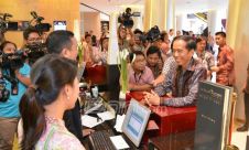 Presiden Jokowi Berkunjung ke Kawasan Sarinah Thamrin