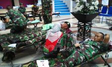 Pasukan TNI Brigif 13/Galuh Gelar Aksi Donor Darah