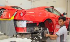 Optimis Pasar Otomotif Kembali Bangkit, Ferrari Buka Service Center