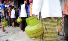 Pemkot Jambi Meminta Pertamina Tutup Agen Nakal