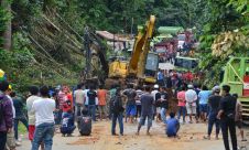 Sempat Terputus, Jalan Poros Kelay-Wahau Kembali Pulih