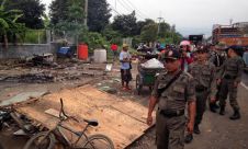 Membahayakan, 11 Warung di Dalam Tol Dibongkar