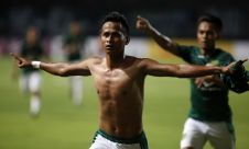 Persebaya Surabaya Sikat Persepam MU 3-1