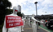 Demonstrasi Kontras di Depan Polda Metro Jaya