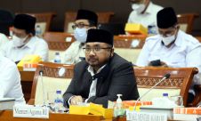 Menag Bahas Pelaksanaan Ibadah Haji dengan Komisi VIII DPR