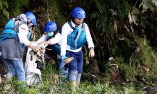 Aksi Bersih-bersih Sungai Ciliwung