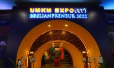 Ratusan Produk Lokal Mejeng di UMKM EXPO(RT) BRILIANPRENEUR 2022