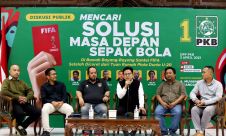 Diskusi di Kantor PKB soal Sanksi FIFA Membayangi Indonesia