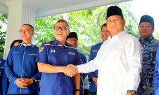 Ketum PAN Zulkifli Hasan Berkunjung Ke Rumah Prabowo Subianto