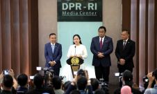 Pimpinan DPR Terima Supres soal Panglima TNI