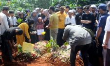 Pemakaman Korban Kecelakaan Maut SMK Lingga Kencana