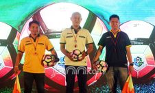 GO-JEK Traveloka Liga 1 Hadirkan Jersey dan Bola Baru