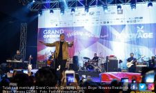 Tulus Membuka Grand Opening Devoyage Bogor