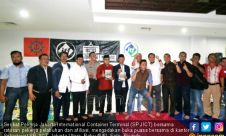 Bukber SP JICT Bersama Ratusan Buruh Pelabuhan