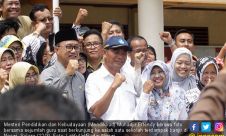 Mendikbud Sambangi Sekolah Terdampak Banjir