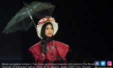 Perancang Busana Linda Tampil di Indonesia Fashion Week 2019