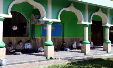 Dewan Kemakmuran Masjid Bantu Siswa Belajar Daring
