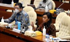 Raker, Sri Mulyani Paparkan Keuangan Kemenkeu