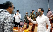 Menteri Nadiem Hadiri Raker Komisi X DPR