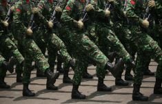Upaya Kudeta Gagal, Eks Panglima Angkatan Darat Langsung Ditangkap - JPNN.com
